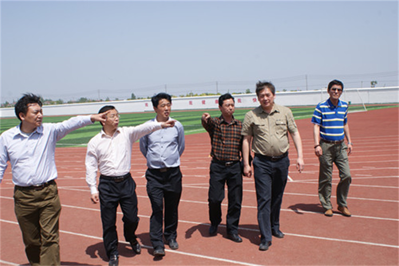 省运会筹委会领导实地考察学校