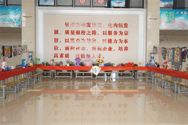 学前教育专业手工作品展