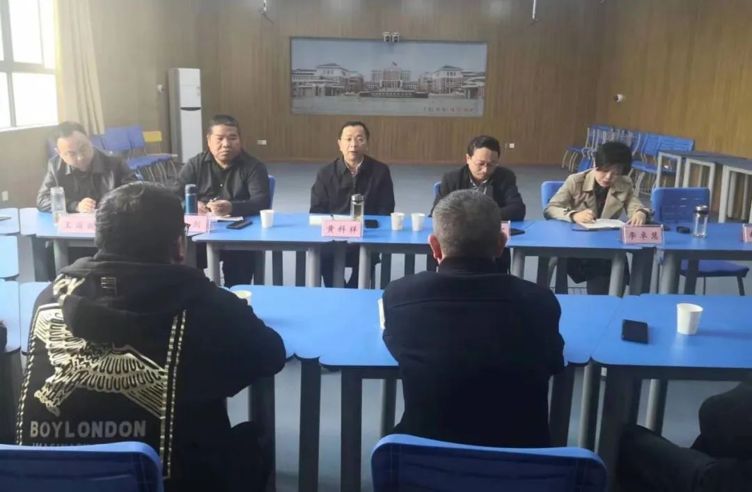 “下基层、察民情、解民忧、暖民心” | 走进思政、体育教研室