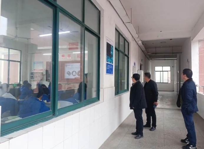 【教学巡查Vlog】跟着校长直击开学准备，共筑新学期辉煌！